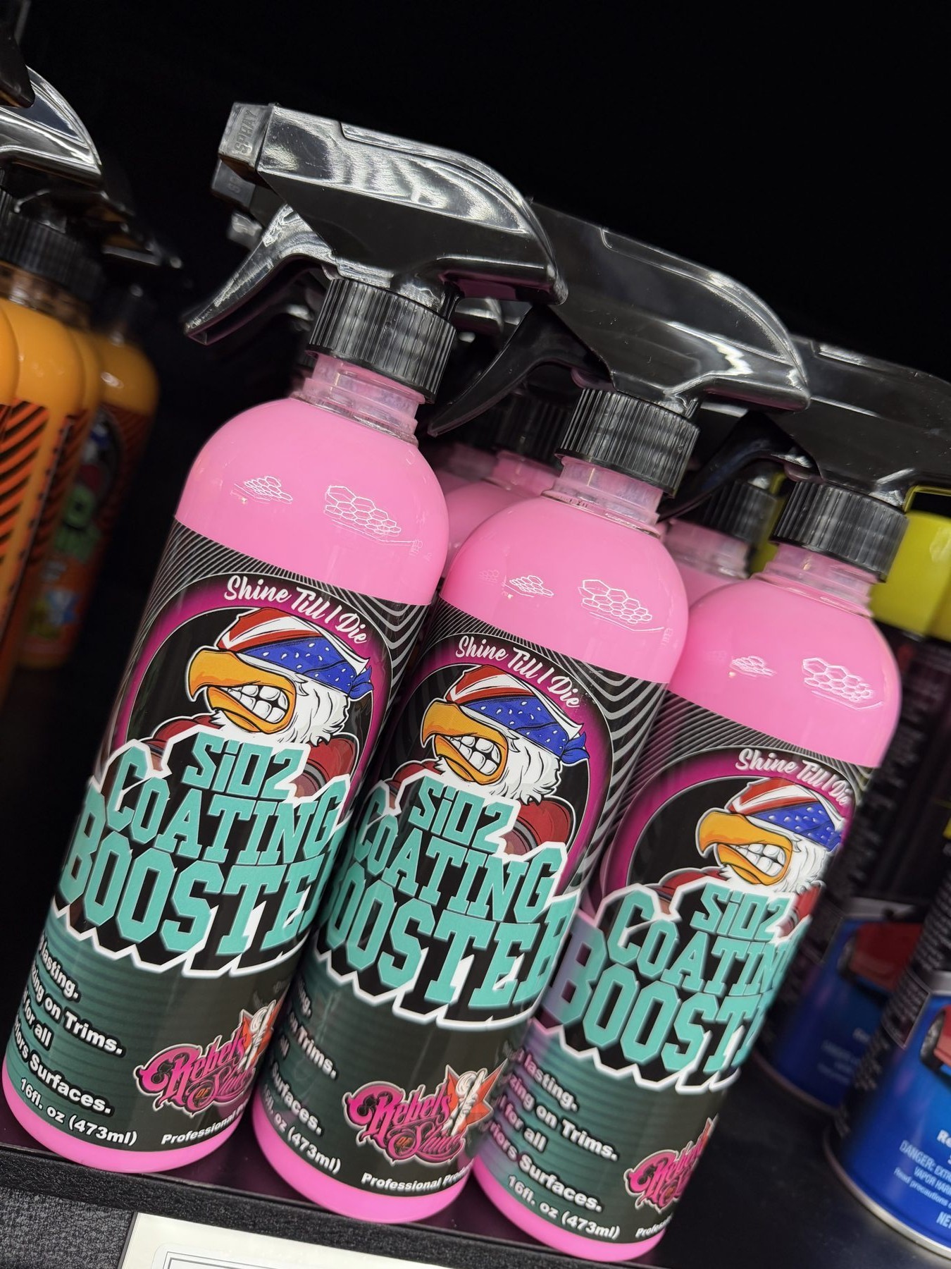 SiO2 coating booster spray bottles on shelf